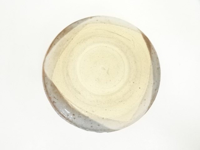 茶道具 志野茶碗 菊 泉窯 在銘 源 共箱(メ1804) 茶道具 志野茶碗